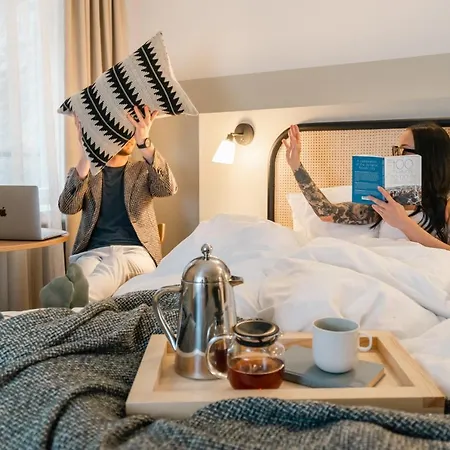 Bob W Kluuvi Hotel 4*