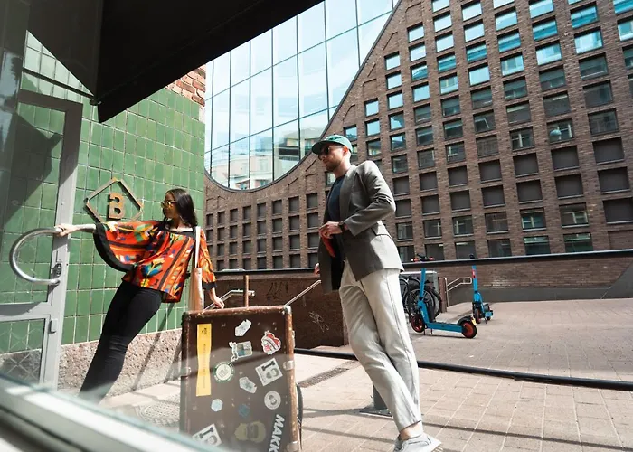 Bob W Kluuvi 헬싱키