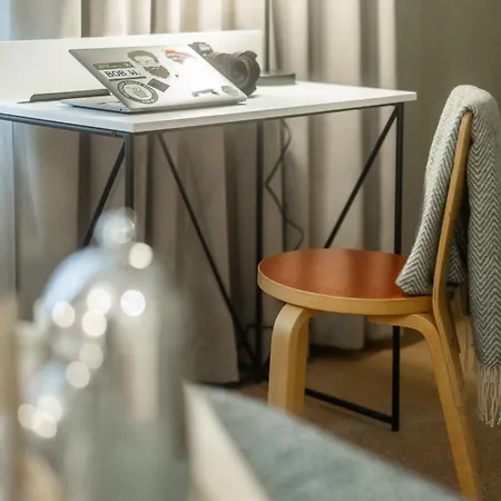 Bob W Kluuvi Helsingfors